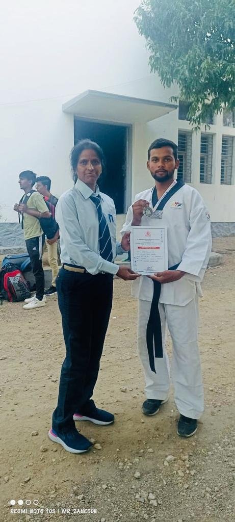 Senior college B.A IInd year Student Sayed Rizwan ALI Taken silver medal in Dr  .BAMU I.C.T Taekwondo Martial arts  Tournament 2023-24