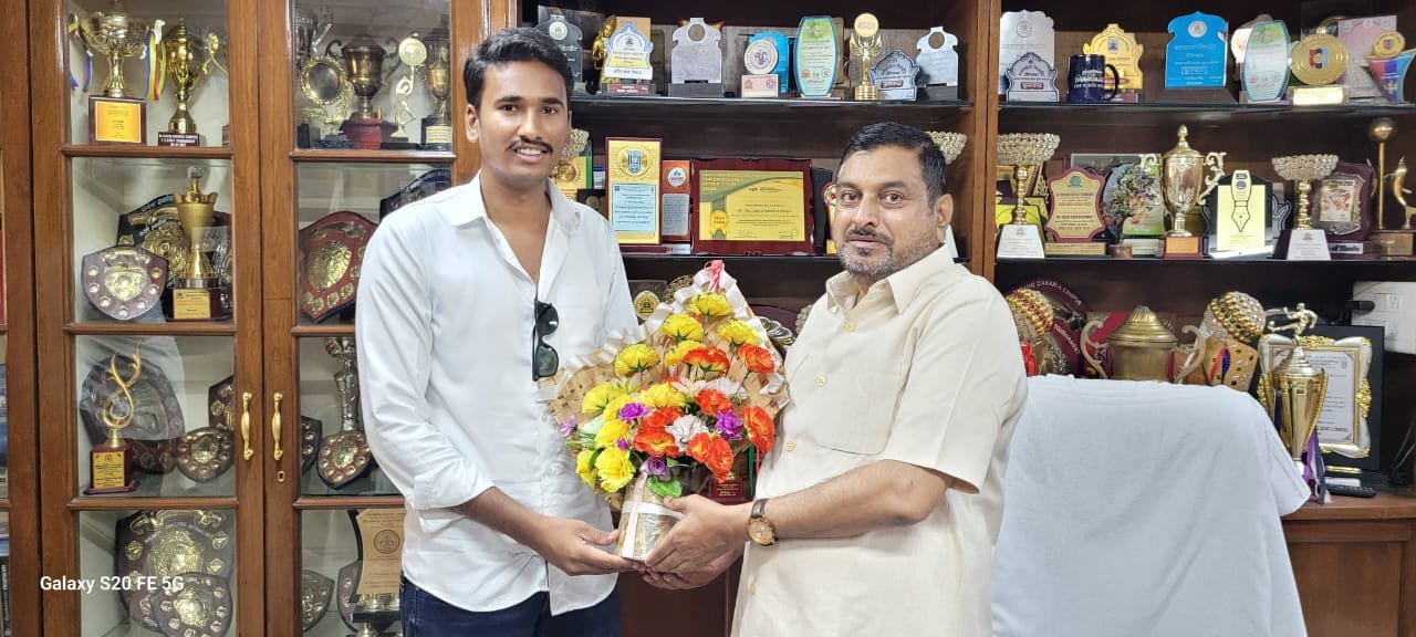 Sayed Shahid Sayed Akbar,  BBA graduate from our college in the year of 2019-20 batch, has successfully cracked the MPSC exam and has been selected as a PSI (Police Sub-Inspector).