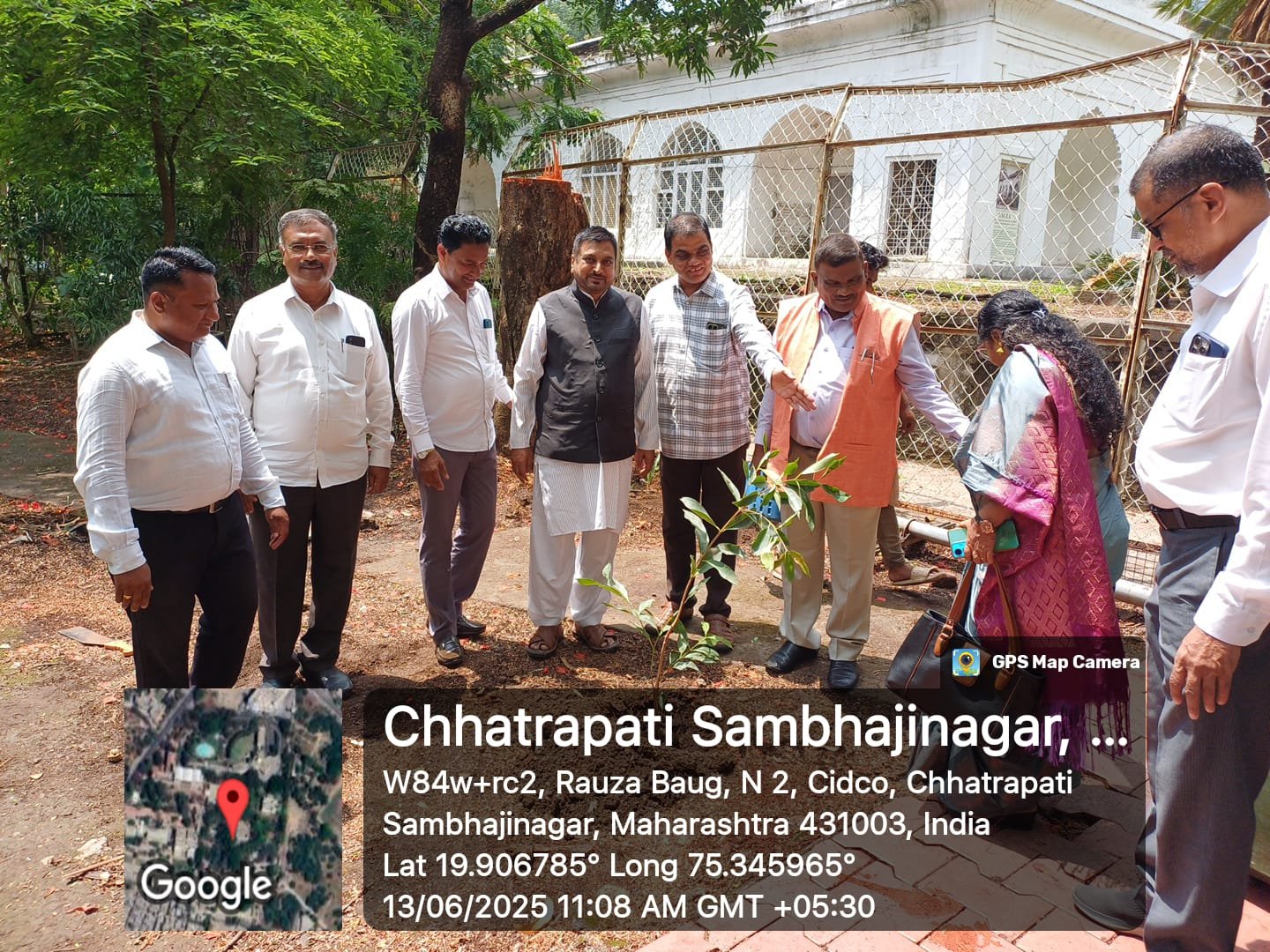 Dr. Vijay Kumar, Professor in the Department of Zoology, Gulbarga University, visited Maulana Azad College and planted trees on the campus as part of a green initiative.