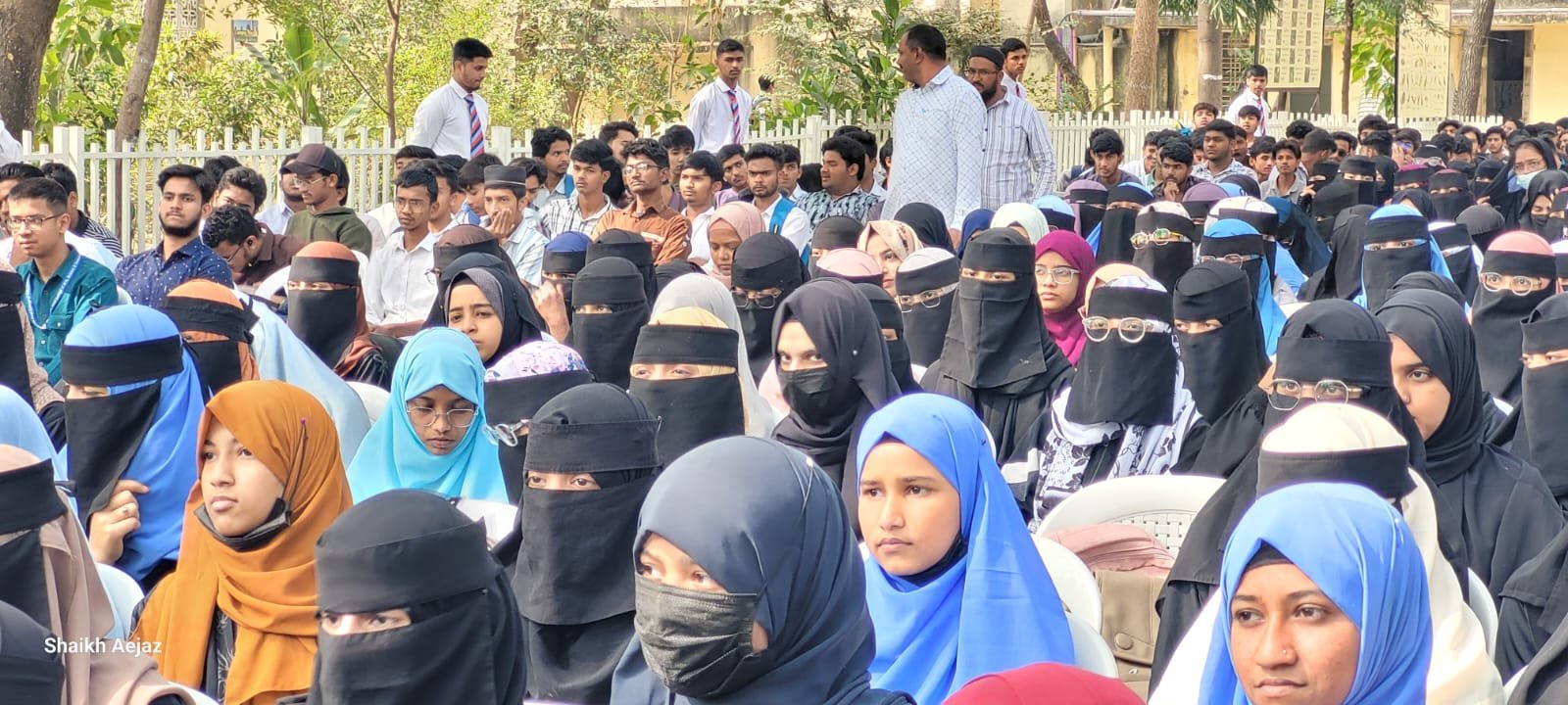 Annual Prize Distribution Programme held on 28-1-2025 chief guest is Mr. Bharat Amalkar 